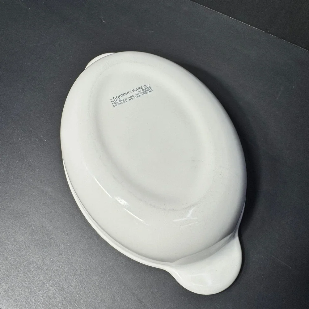 Corning Ware VTG P-14-B‎ White Oval Baking Gratin Dish 14oz. Oven Microwave Safe